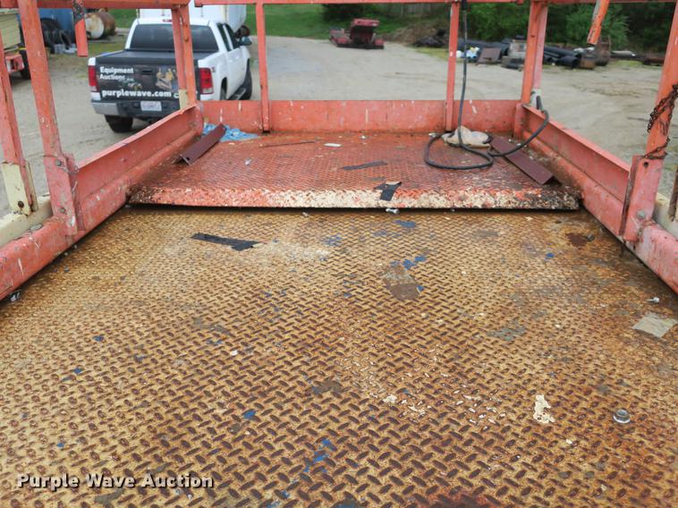 image for item DB8797 JLG 400CRT scissor lift