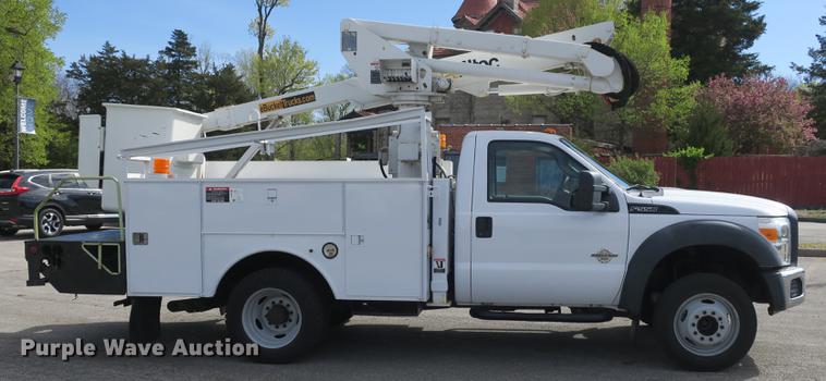 image for item DB8810 2011 Ford F550 bucket truck