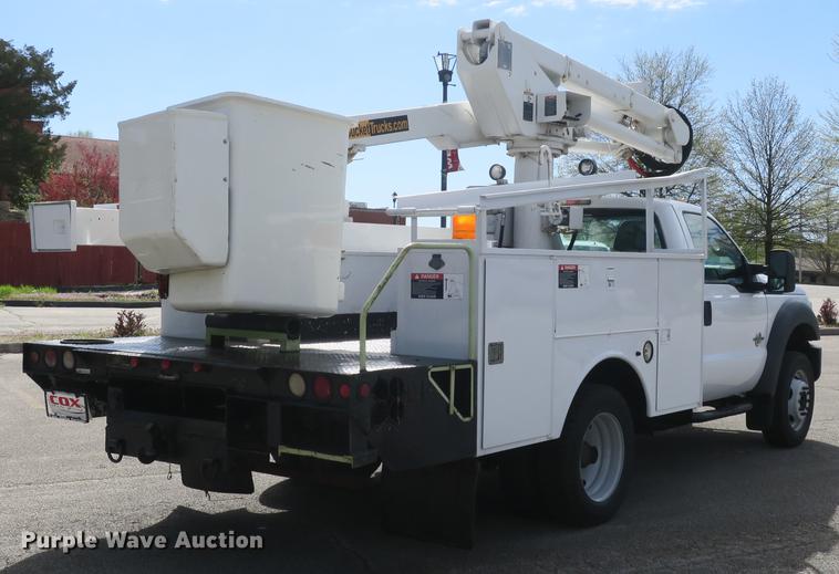 image for item DB8810 2011 Ford F550 bucket truck