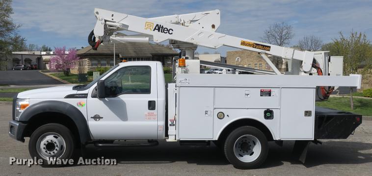 image for item DB8810 2011 Ford F550 bucket truck