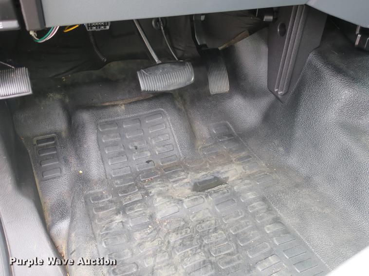 image for item DB8810 2011 Ford F550 bucket truck