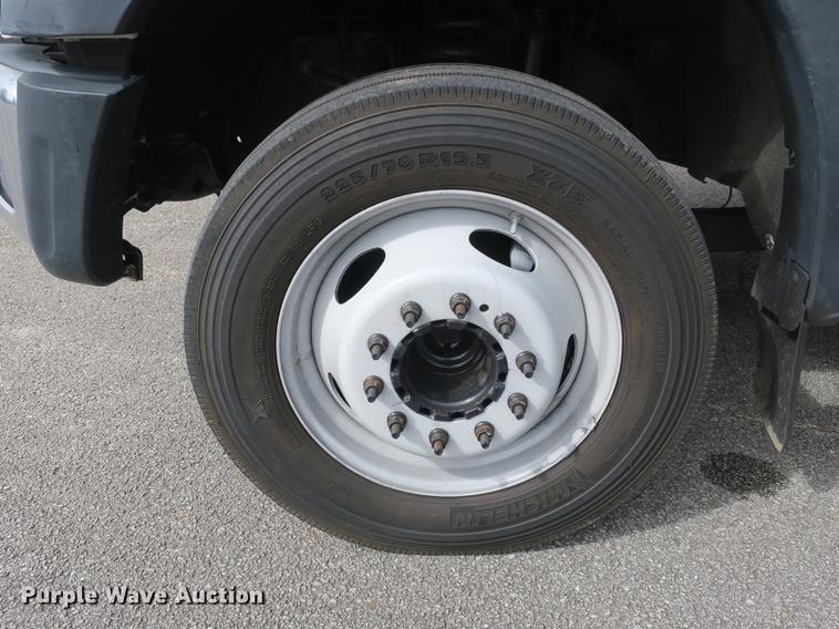 image for item DB8810 2011 Ford F550 bucket truck