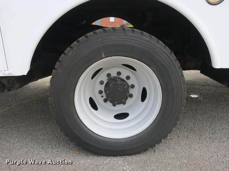 image for item DB8810 2011 Ford F550 bucket truck