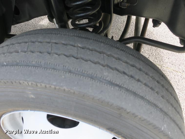 image for item DB8810 2011 Ford F550 bucket truck