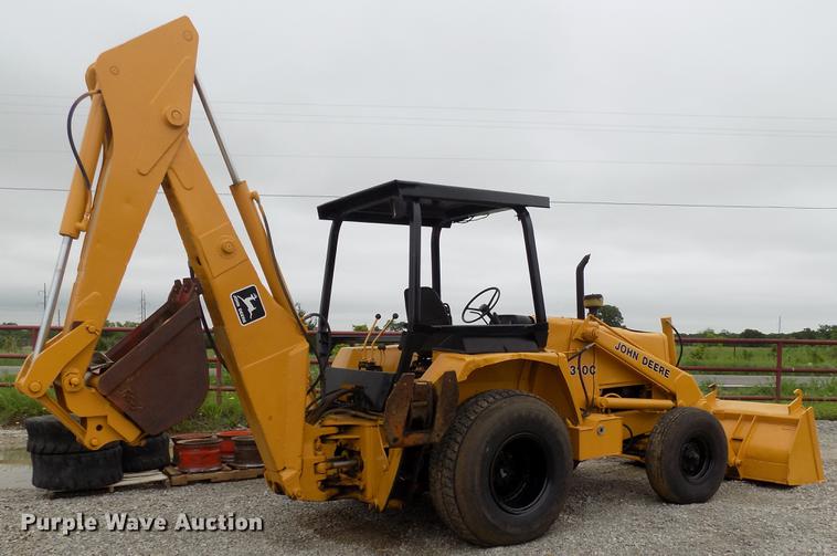image for item DB9701 John Deere 310C backhoe