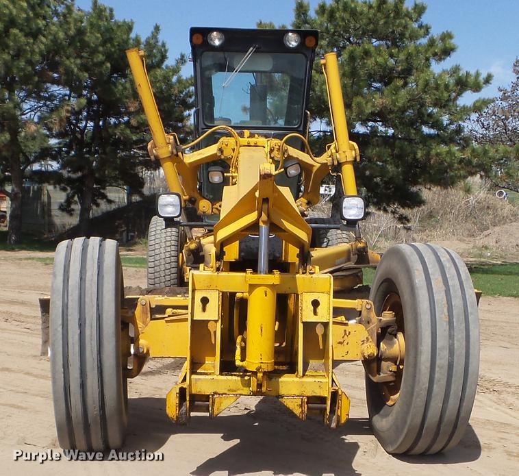 image for item DC1249 1981 John Deere 770A motor grader