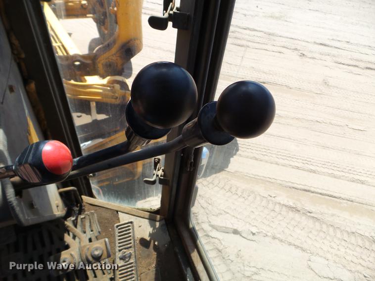 image for item DC1249 1981 John Deere 770A motor grader