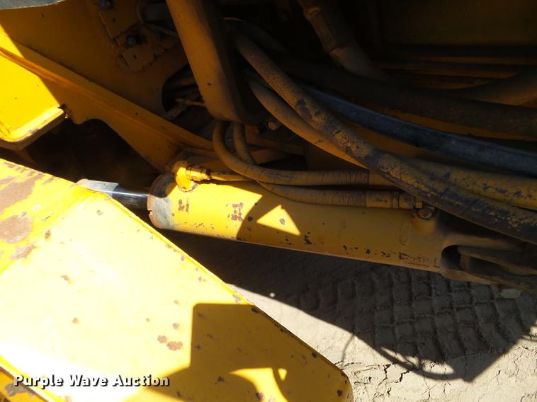 image for item DC1249 1981 John Deere 770A motor grader