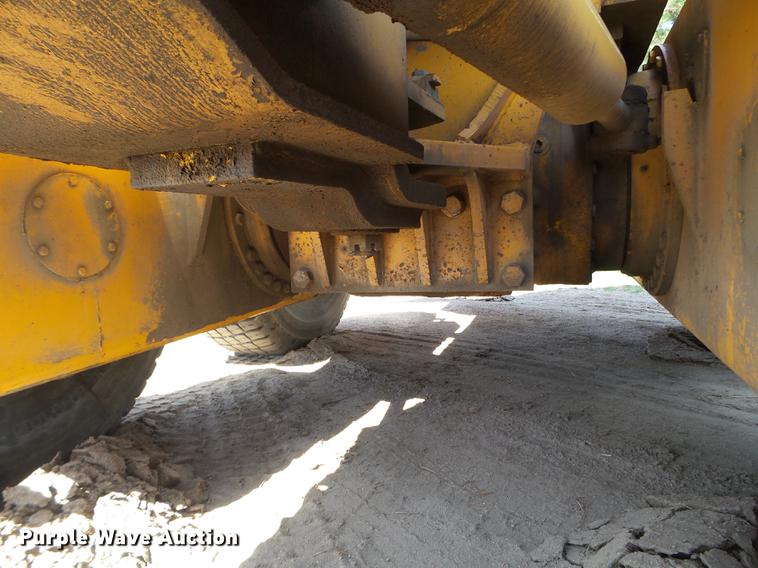 image for item DC1249 1981 John Deere 770A motor grader