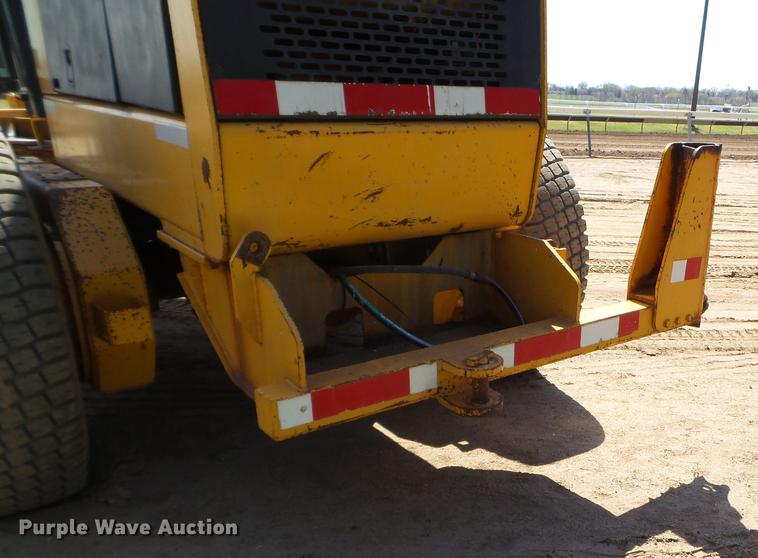 image for item DC1249 1981 John Deere 770A motor grader