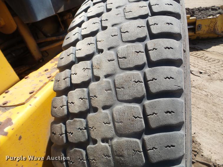 image for item DC1249 1981 John Deere 770A motor grader