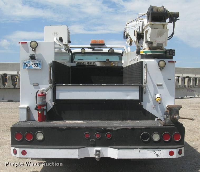 image for item DC1355 2008 Ford F750 Super Duty service truck