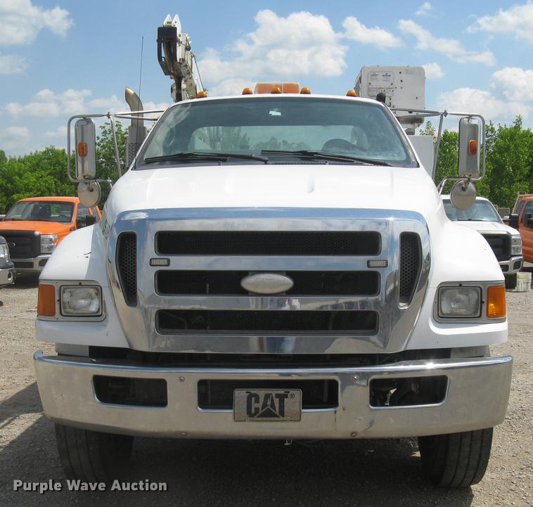 image for item DC1355 2008 Ford F750 Super Duty service truck