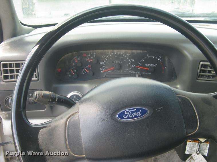 image for item DC1355 2008 Ford F750 Super Duty service truck