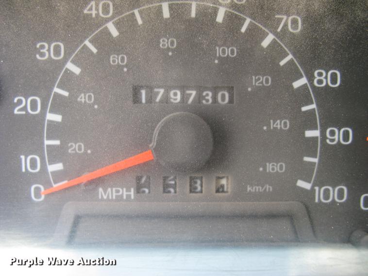 image for item DC1355 2008 Ford F750 Super Duty service truck