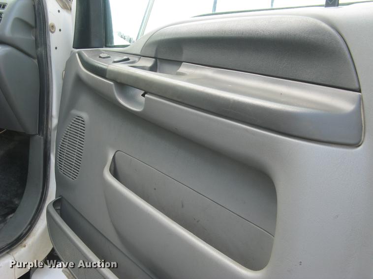 image for item DC1355 2008 Ford F750 Super Duty service truck