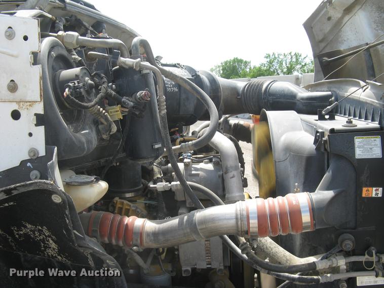 image for item DC1355 2008 Ford F750 Super Duty service truck