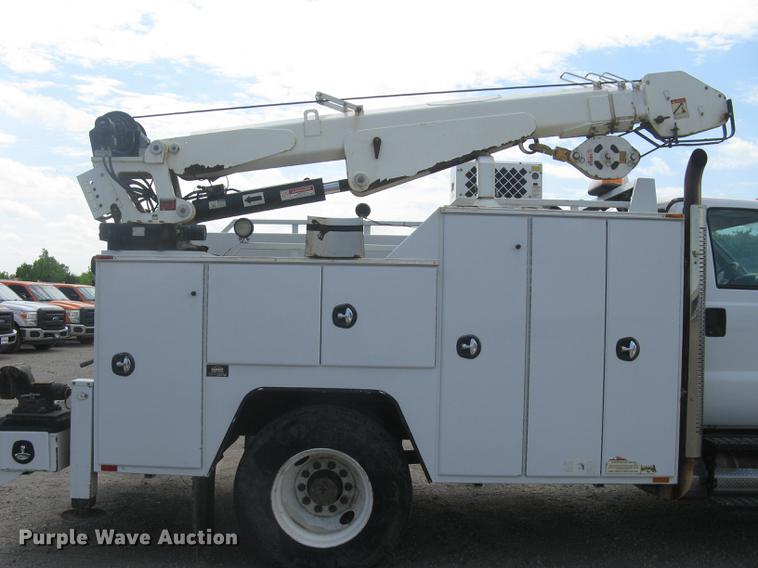 image for item DC1355 2008 Ford F750 Super Duty service truck
