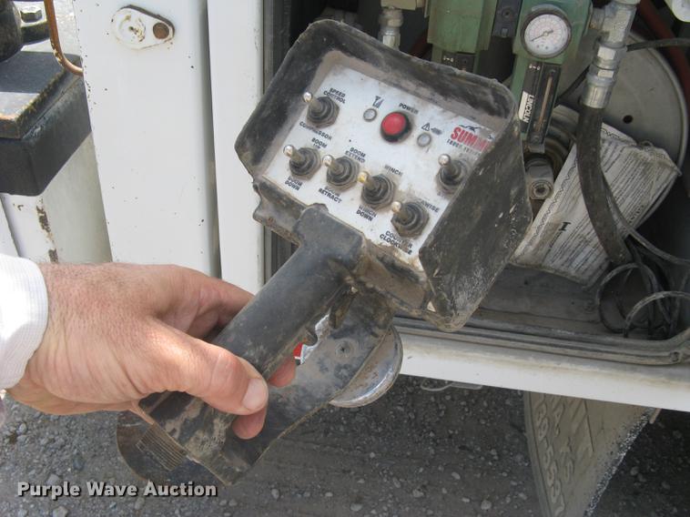 image for item DC1355 2008 Ford F750 Super Duty service truck