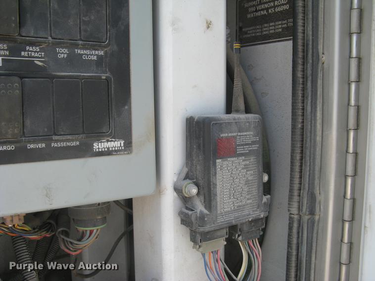 image for item DC1355 2008 Ford F750 Super Duty service truck