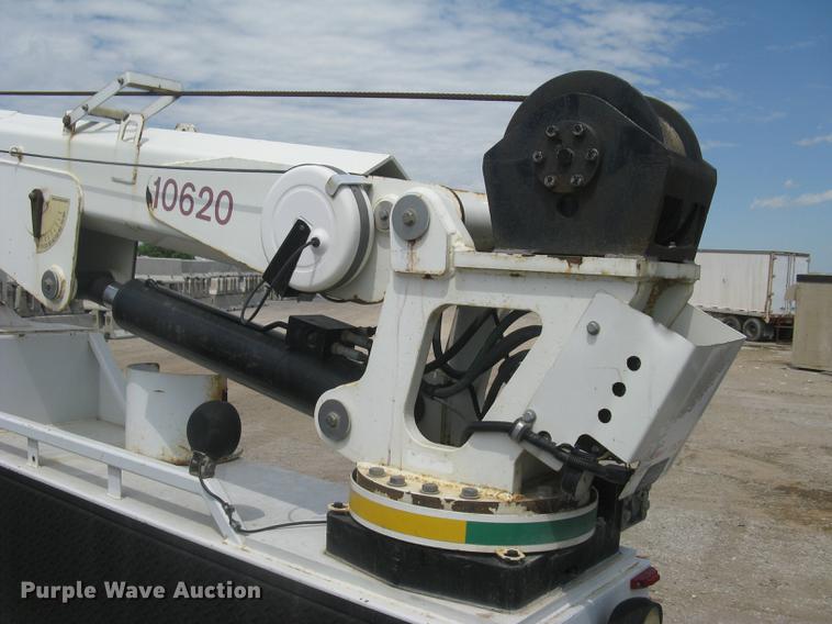 image for item DC1355 2008 Ford F750 Super Duty service truck