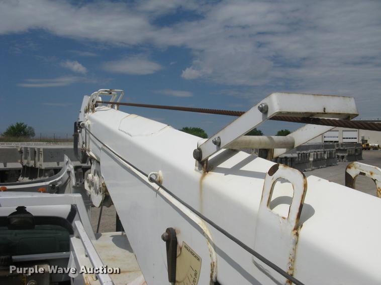 image for item DC1355 2008 Ford F750 Super Duty service truck