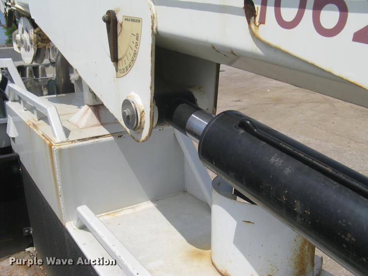 image for item DC1355 2008 Ford F750 Super Duty service truck