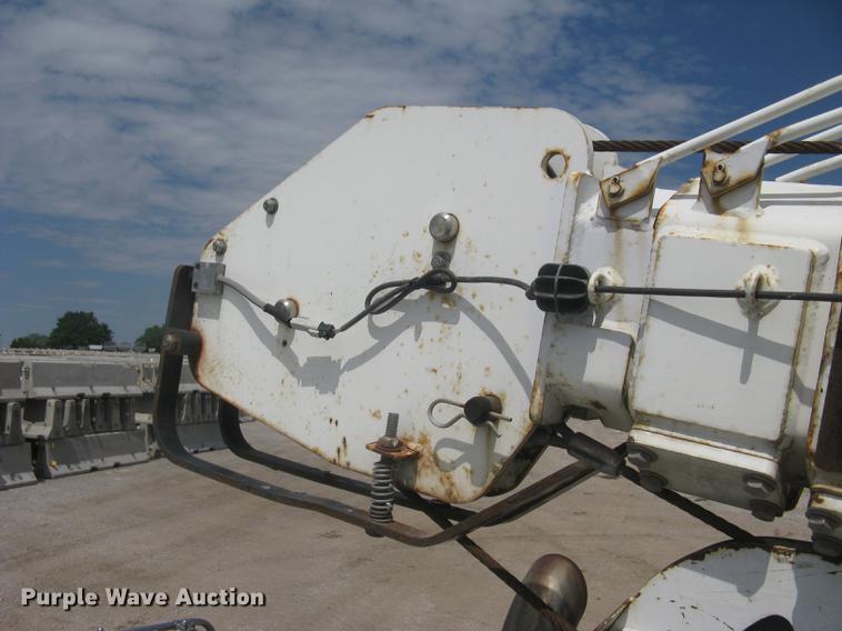 image for item DC1355 2008 Ford F750 Super Duty service truck