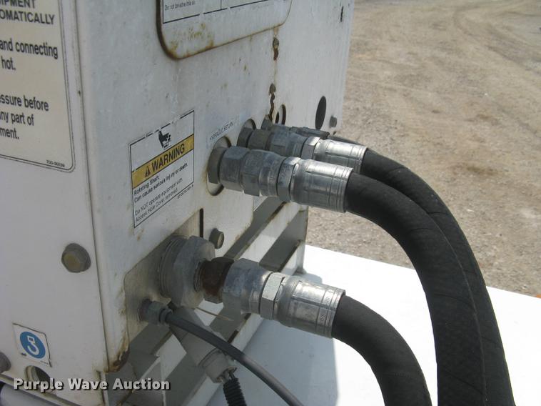 image for item DC1355 2008 Ford F750 Super Duty service truck