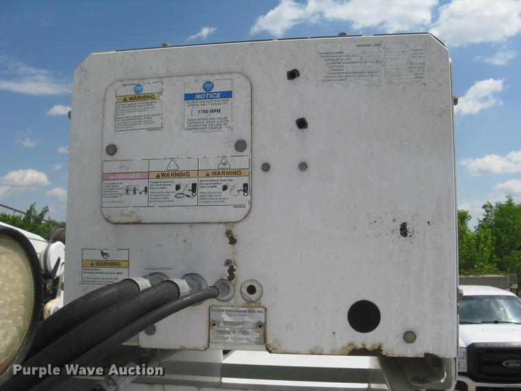 image for item DC1355 2008 Ford F750 Super Duty service truck