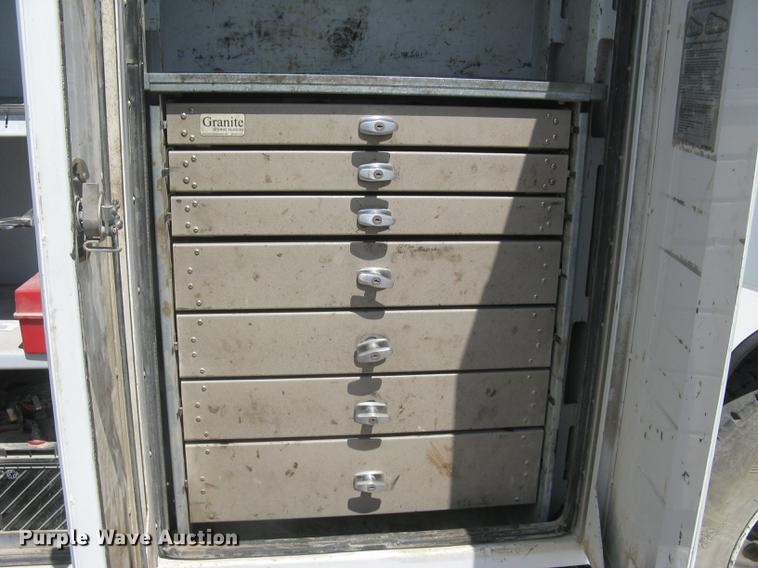 image for item DC1355 2008 Ford F750 Super Duty service truck