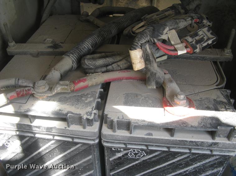 image for item DC1355 2008 Ford F750 Super Duty service truck