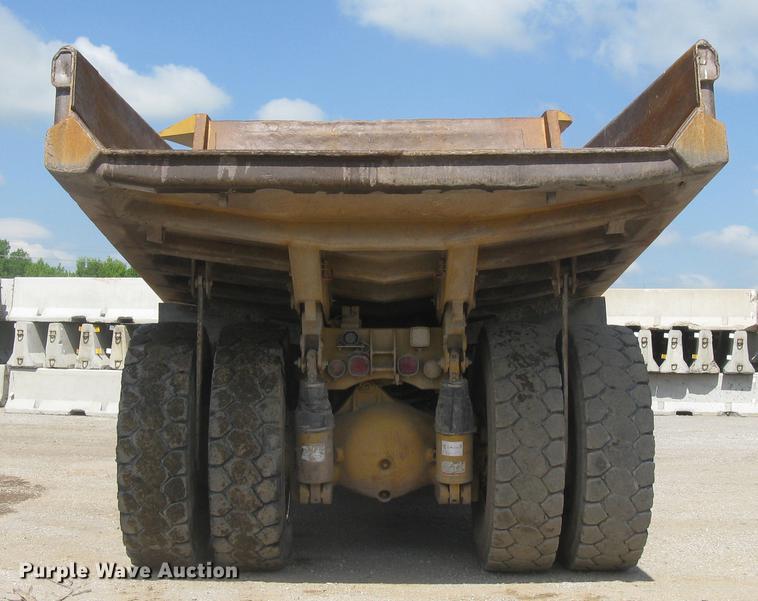 image for item DC1362 1995 Caterpillar 769C haul truck