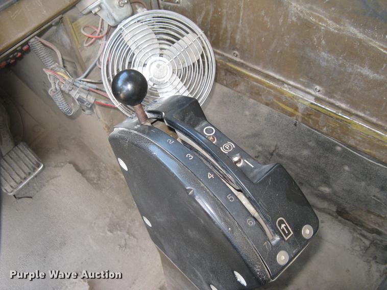 image for item DC1362 1995 Caterpillar 769C haul truck