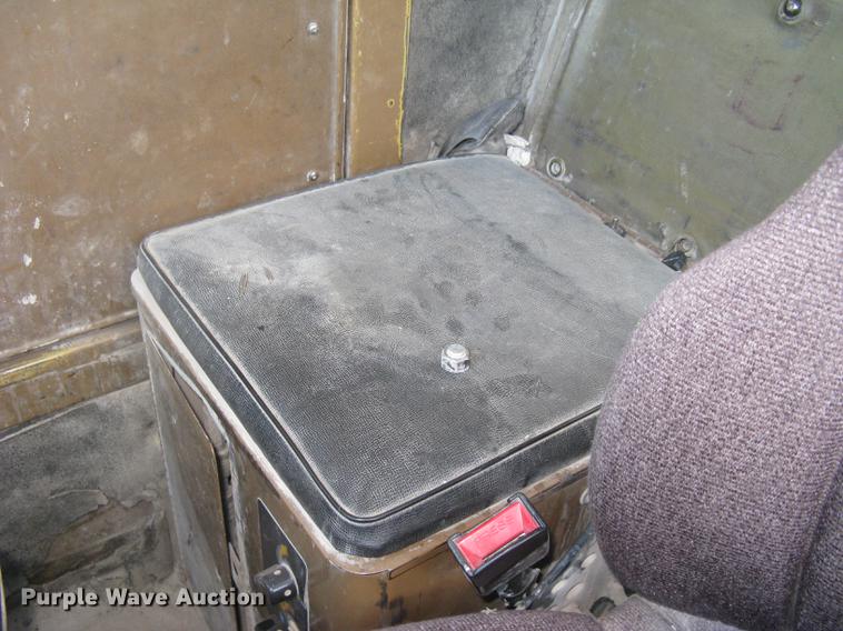 image for item DC1362 1995 Caterpillar 769C haul truck