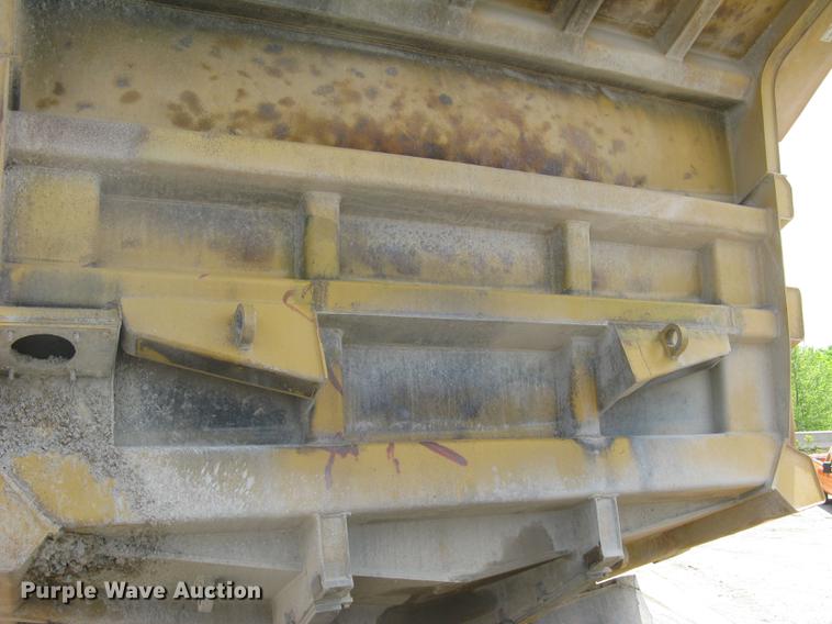 image for item DC1362 1995 Caterpillar 769C haul truck