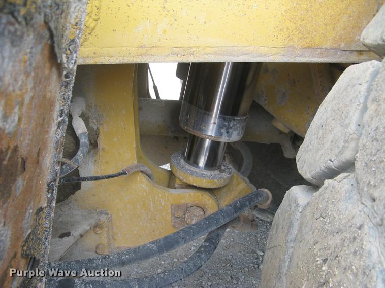 image for item DC1362 1995 Caterpillar 769C haul truck