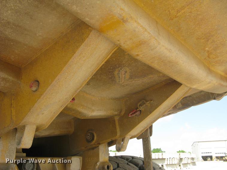 image for item DC1362 1995 Caterpillar 769C haul truck