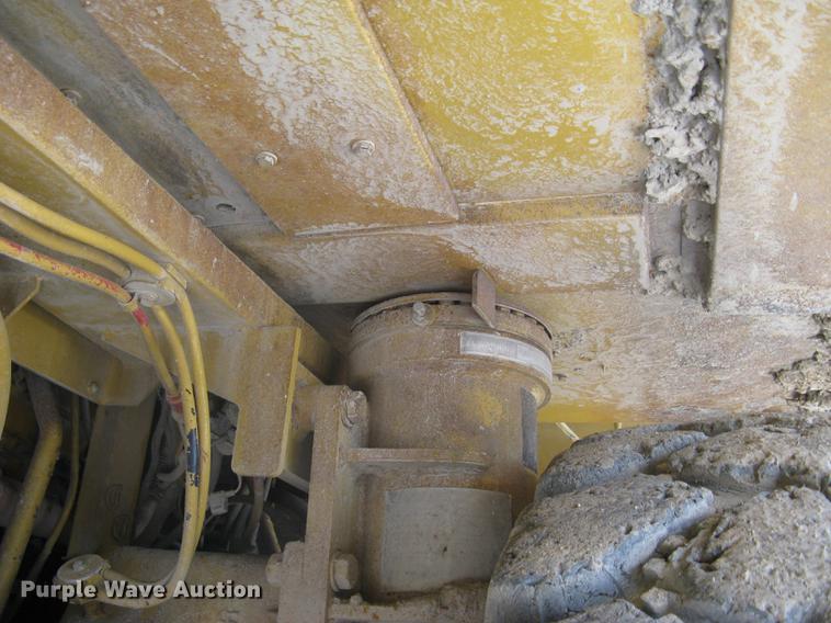 image for item DC1362 1995 Caterpillar 769C haul truck