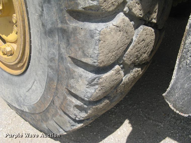 image for item DC1362 1995 Caterpillar 769C haul truck