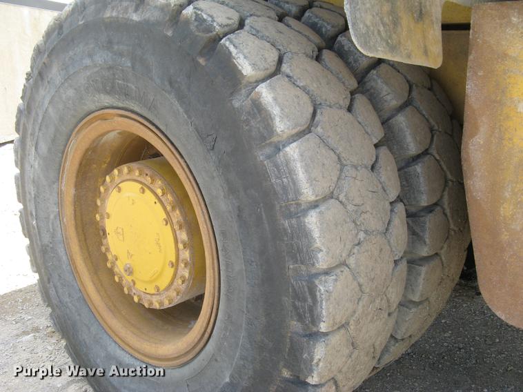 image for item DC1362 1995 Caterpillar 769C haul truck