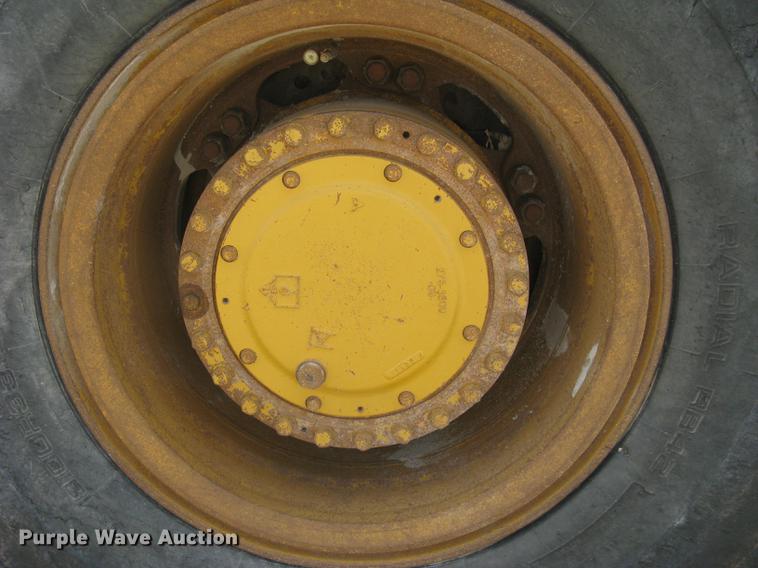 image for item DC1362 1995 Caterpillar 769C haul truck