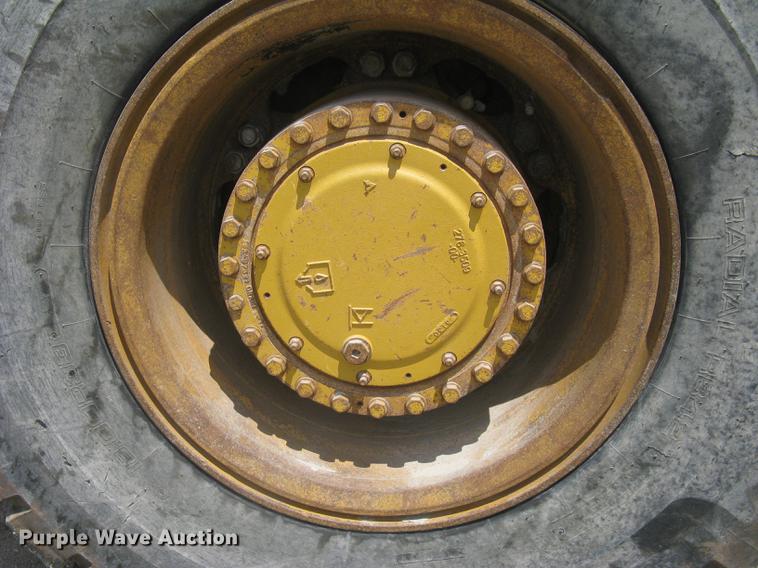 image for item DC1362 1995 Caterpillar 769C haul truck