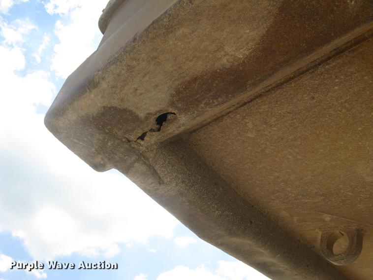 image for item DC1362 1995 Caterpillar 769C haul truck