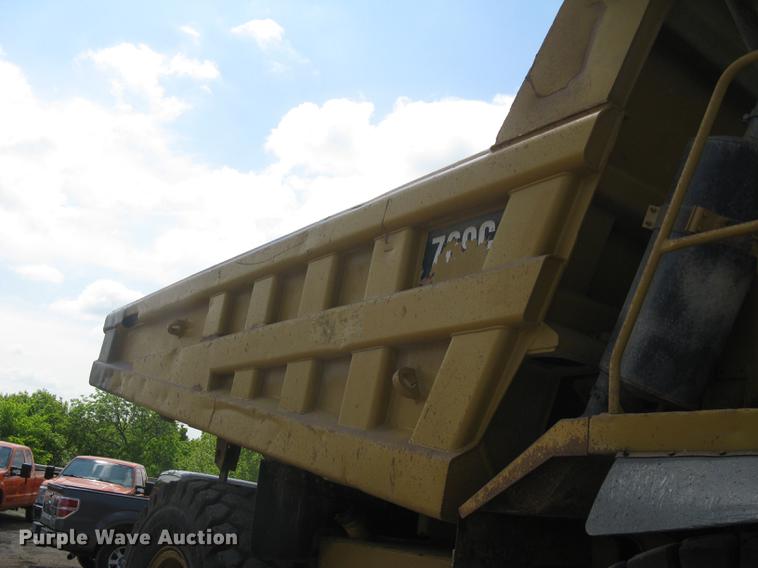 image for item DC1363 1993 Caterpillar 769C haul truck