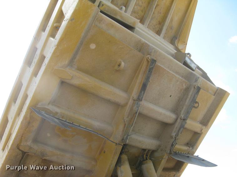 image for item DC1363 1993 Caterpillar 769C haul truck