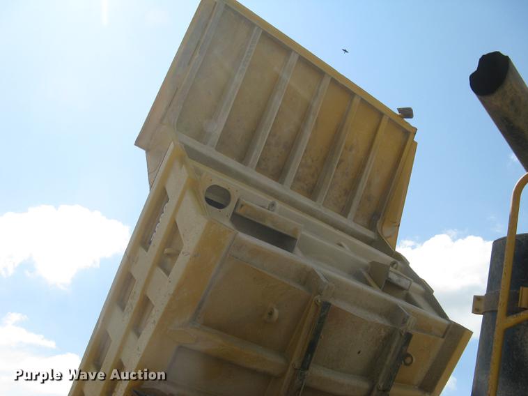 image for item DC1363 1993 Caterpillar 769C haul truck