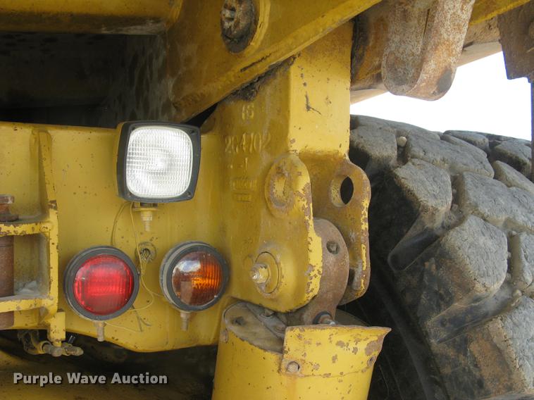 image for item DC1363 1993 Caterpillar 769C haul truck