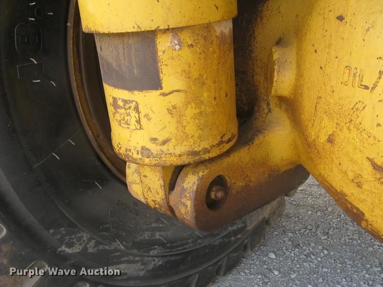 image for item DC1363 1993 Caterpillar 769C haul truck