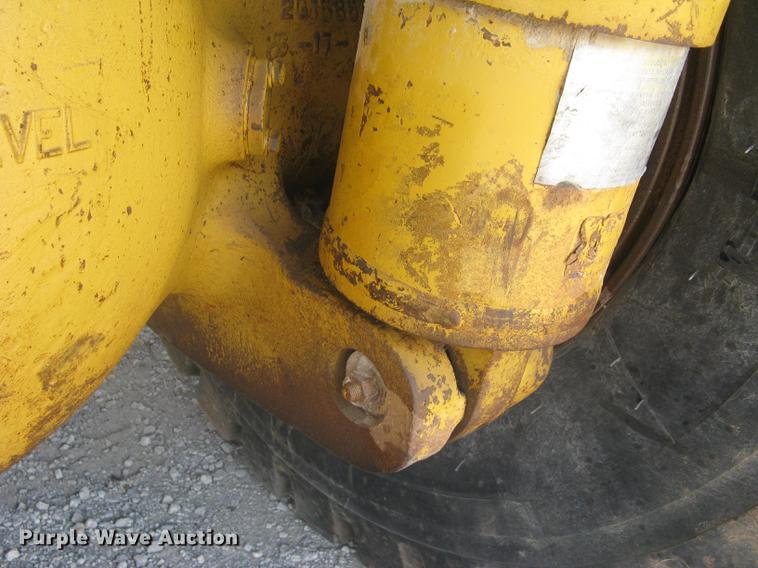 image for item DC1363 1993 Caterpillar 769C haul truck